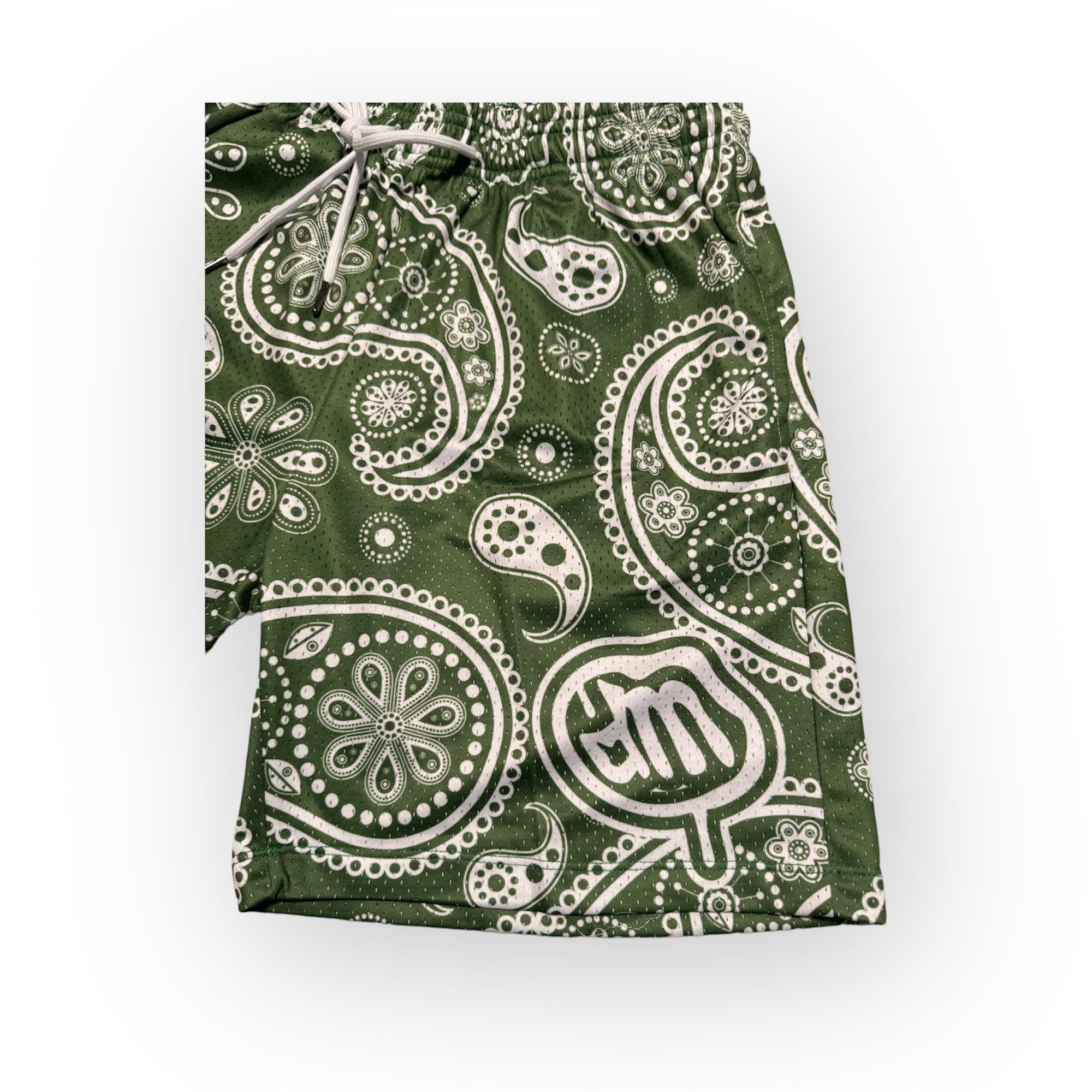 GREEN BANDANNA SHORTS